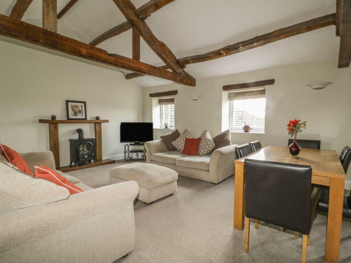 Holiday home Carleton Mill *